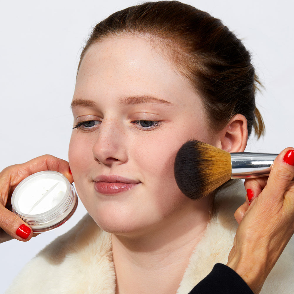 Tinted Face Powder: Lightweight Setting Powder – Jones Road